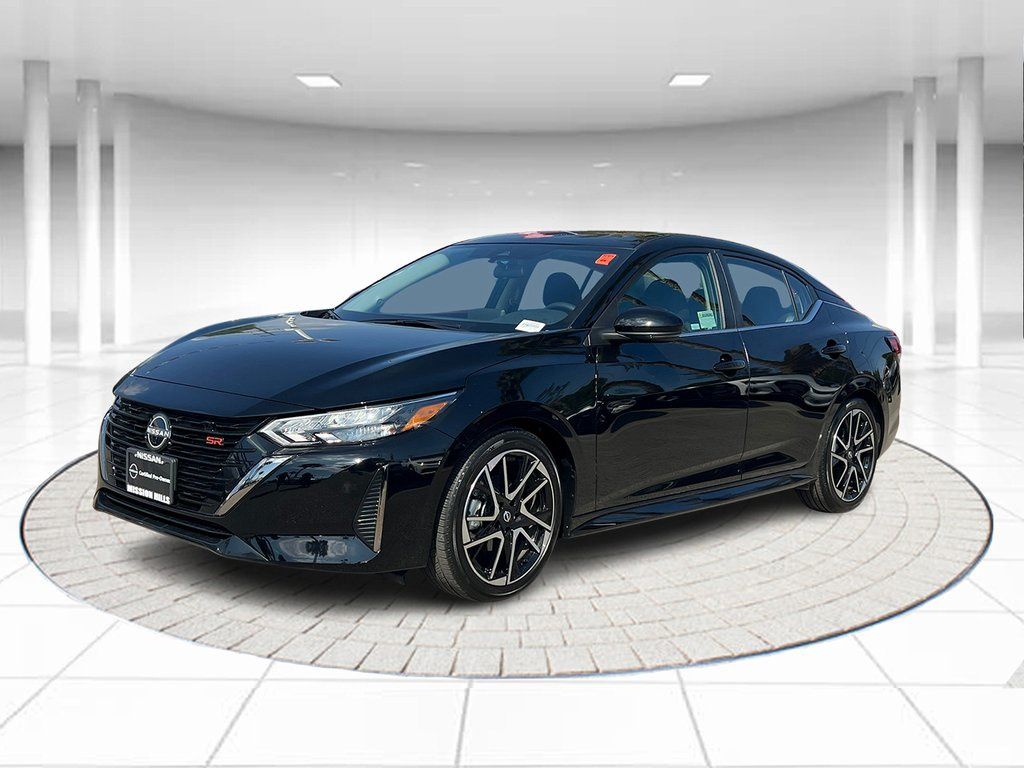 2025 Nissan Sentra SR CVT's photo