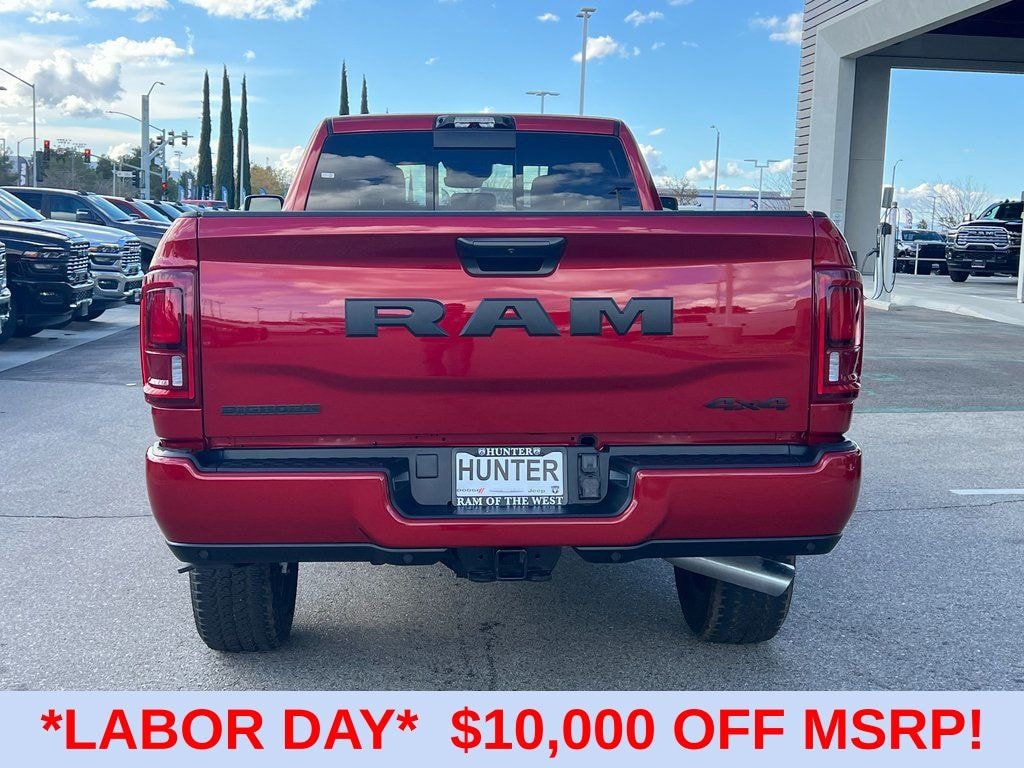 New 2026 Ram 3500 BIG HORN CREW CAB 4X4 8' BOX Pickup