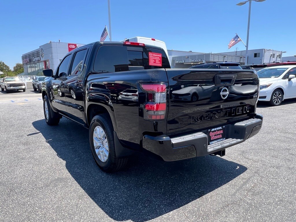 2023 Nissan Frontier SV photo 4
