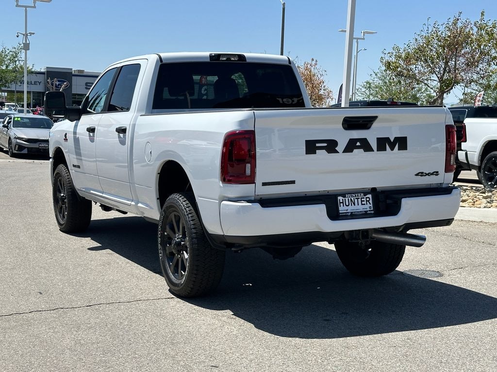 New 2026 Ram 2500 BIG HORN CREW CAB 4X4 6'4 BOX Pickup