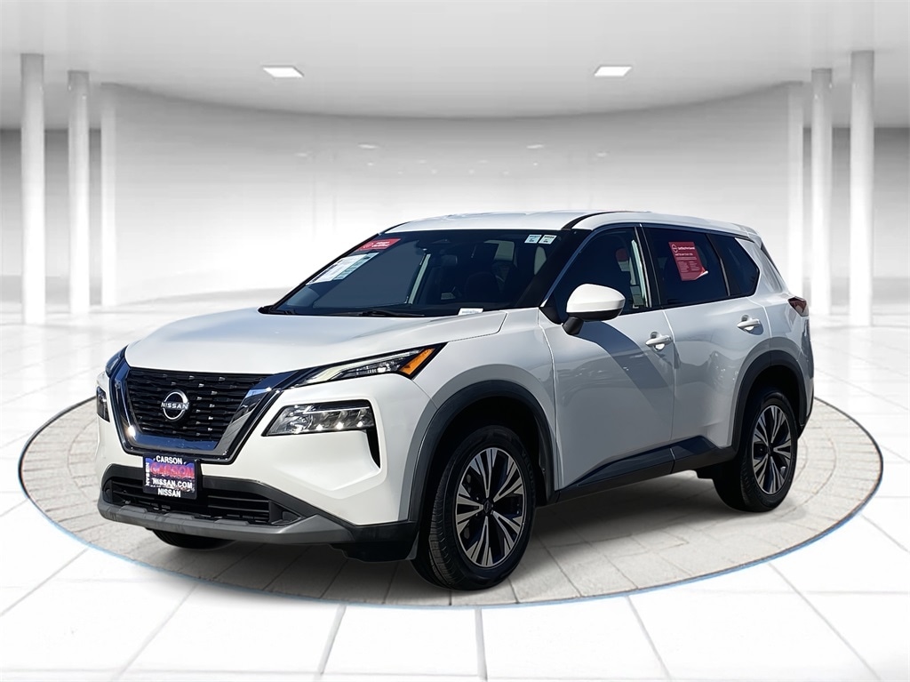 2023 Nissan Rogue SV's photo