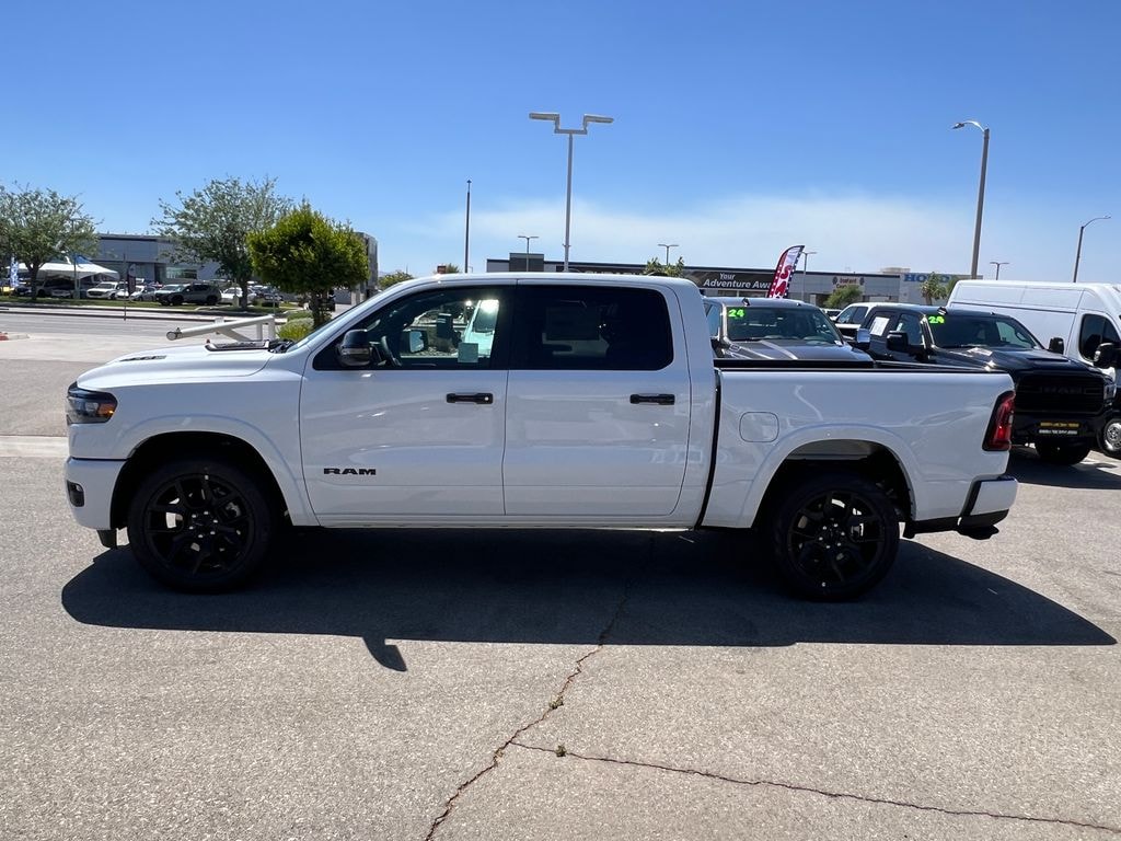 New 2026 Ram 1500 LARAMIE CREW CAB 4X4 5'7 BOX Pickup
