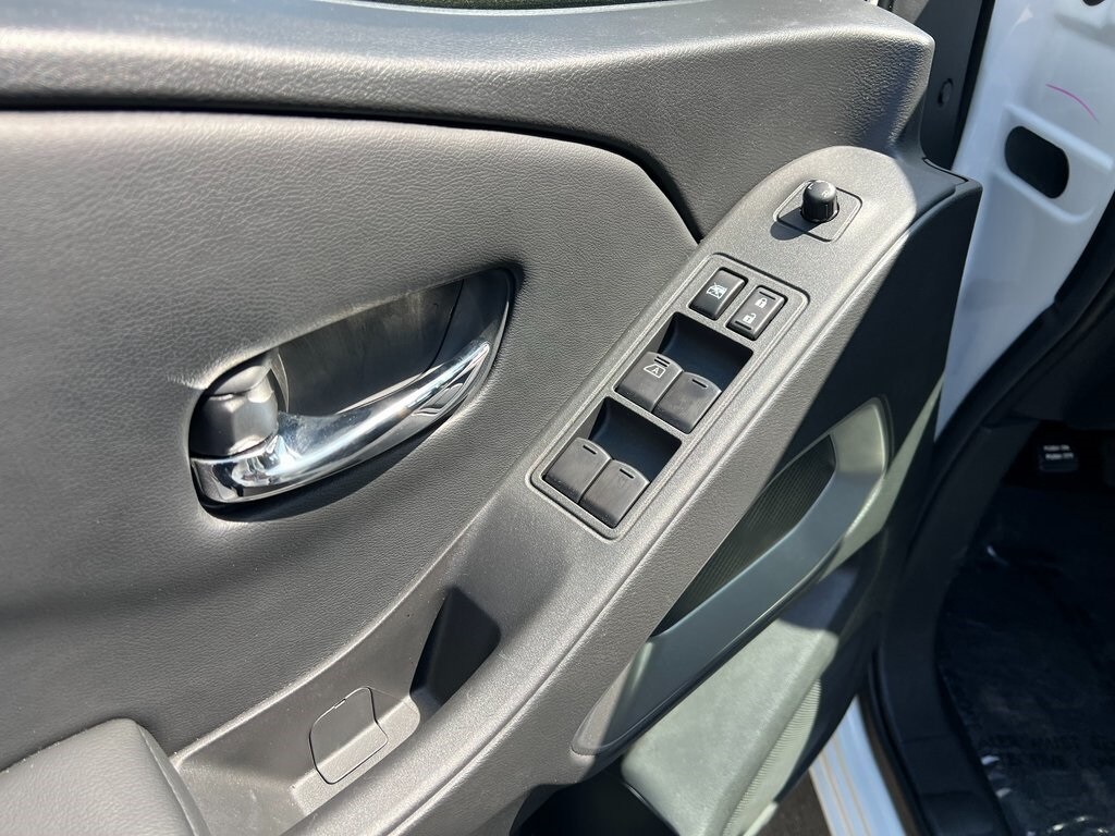 2025 Nissan Sentra S photo 3