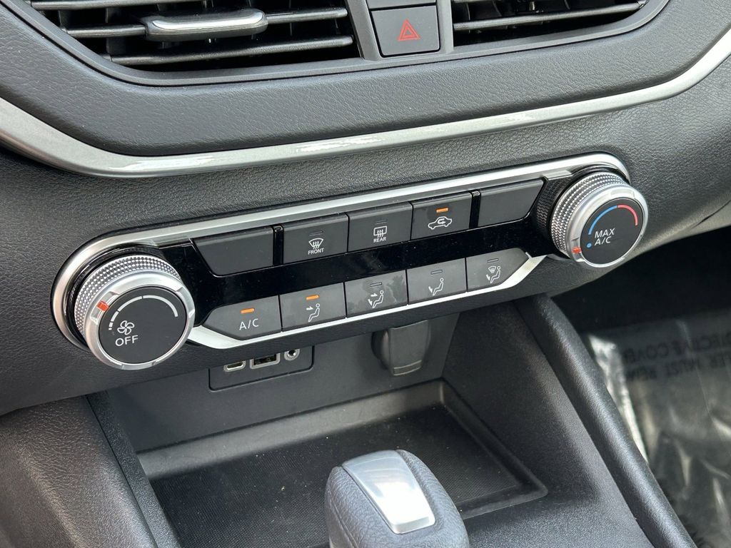 2025 Nissan Altima S - Photo 22