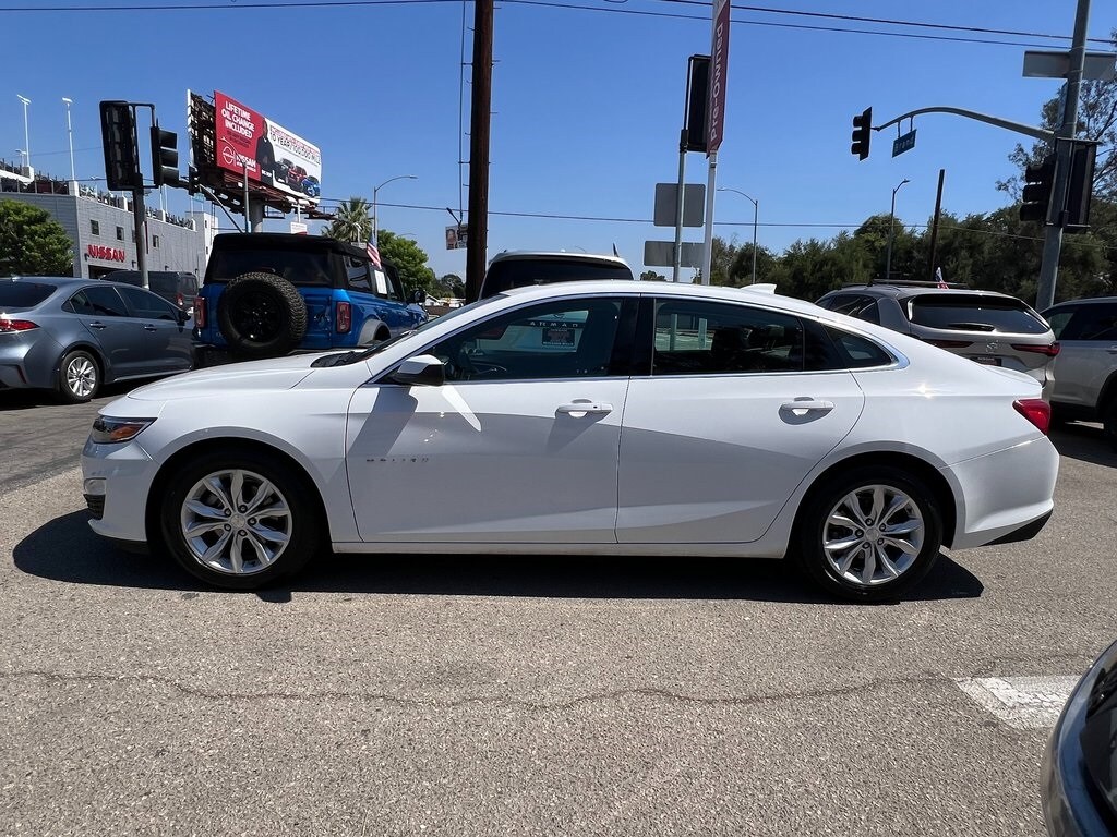 2023 Chevrolet Malibu 1LT photo 3