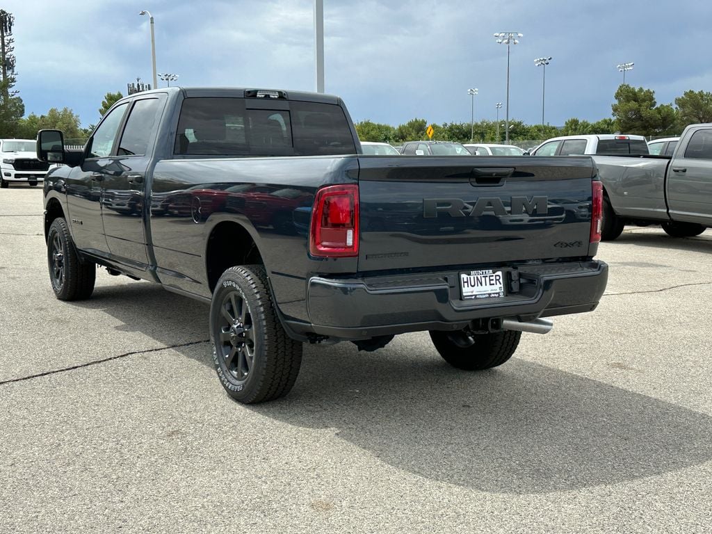 New 2026 Ram 2500 BIG HORN CREW CAB 4X4 8' BOX Pickup