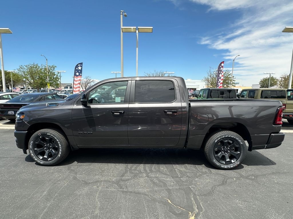 New 2026 Ram 1500 BIG HORN CREW CAB 4X4 5'7 BOX Pickup