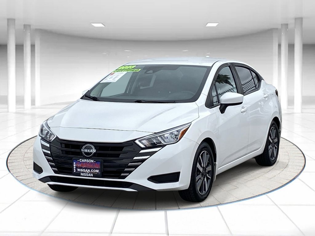 2023 Nissan Versa 1.6 SV CVT's photo