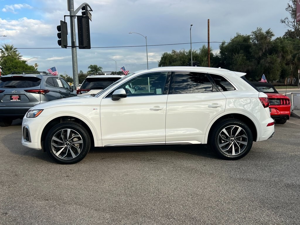 2023 Audi Q5 S line Premium Plus photo 3