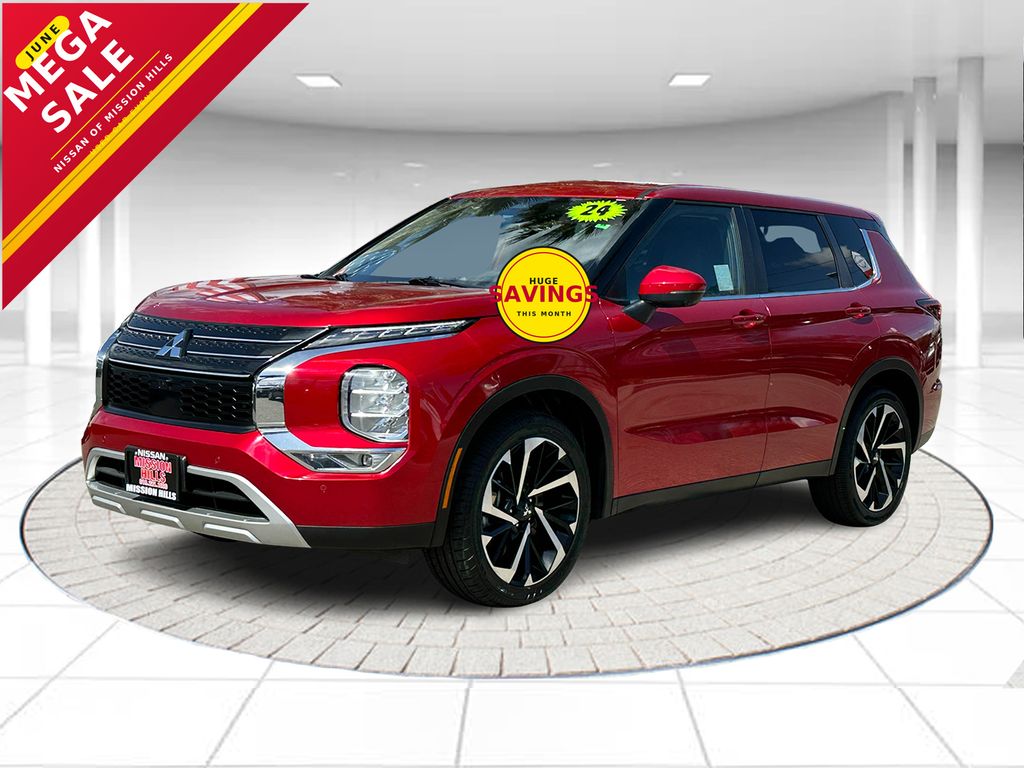 2024 Mitsubishi Outlander SE Black Edition 2WD's photo