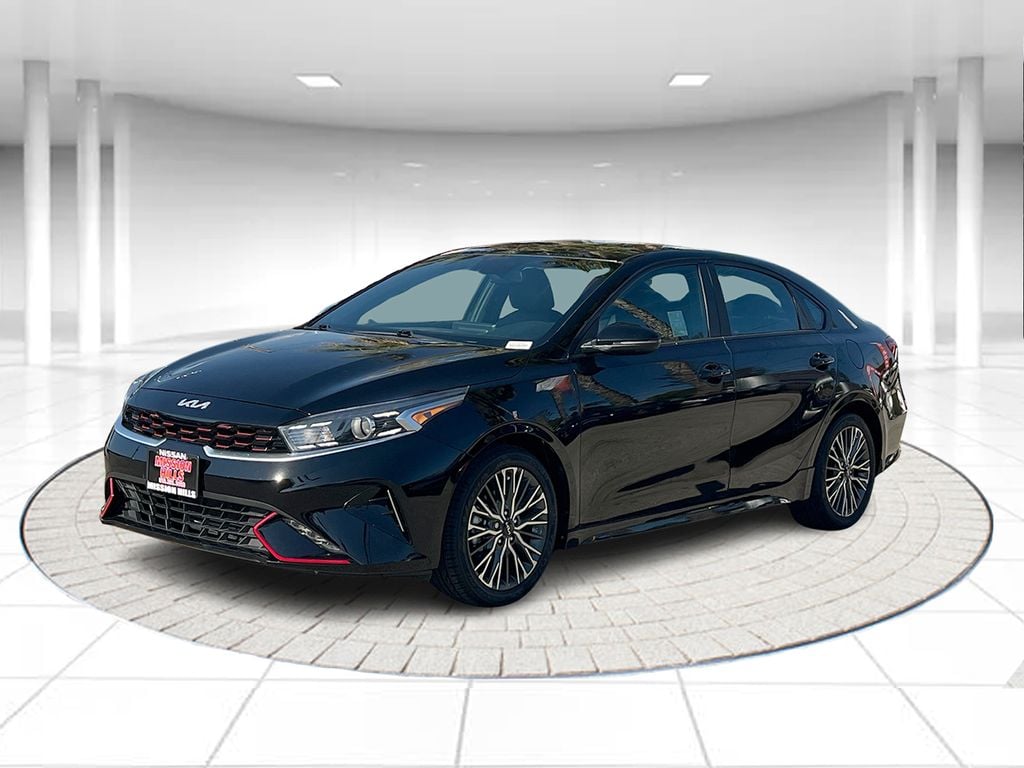 2023 Kia Forte GT-Line AT's photo
