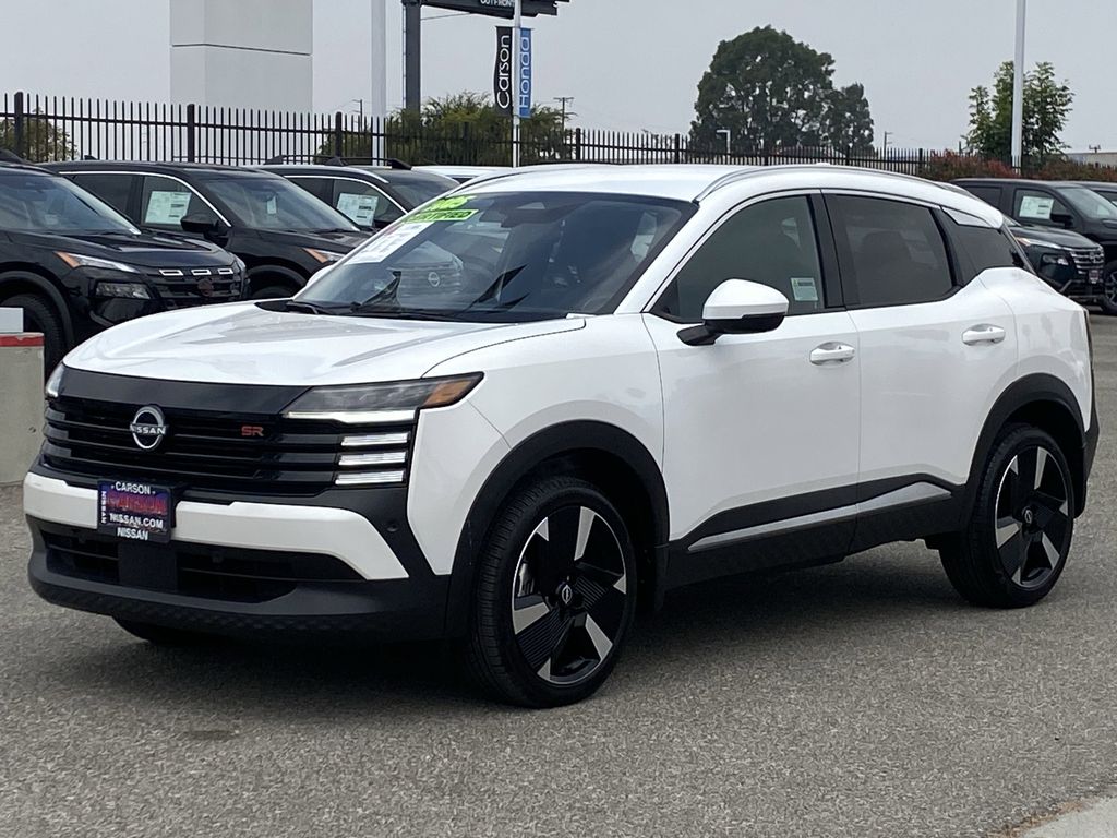 2025 Nissan Kicks 2.0 SR's photo