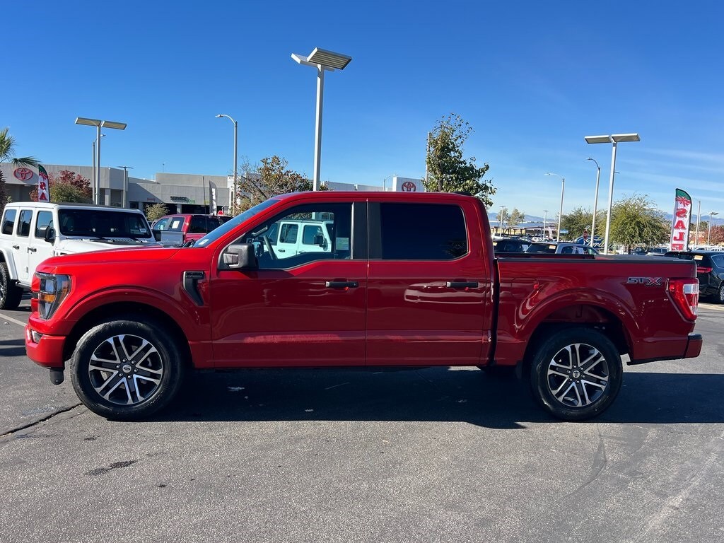 2023 Ford F-150 XL photo 2