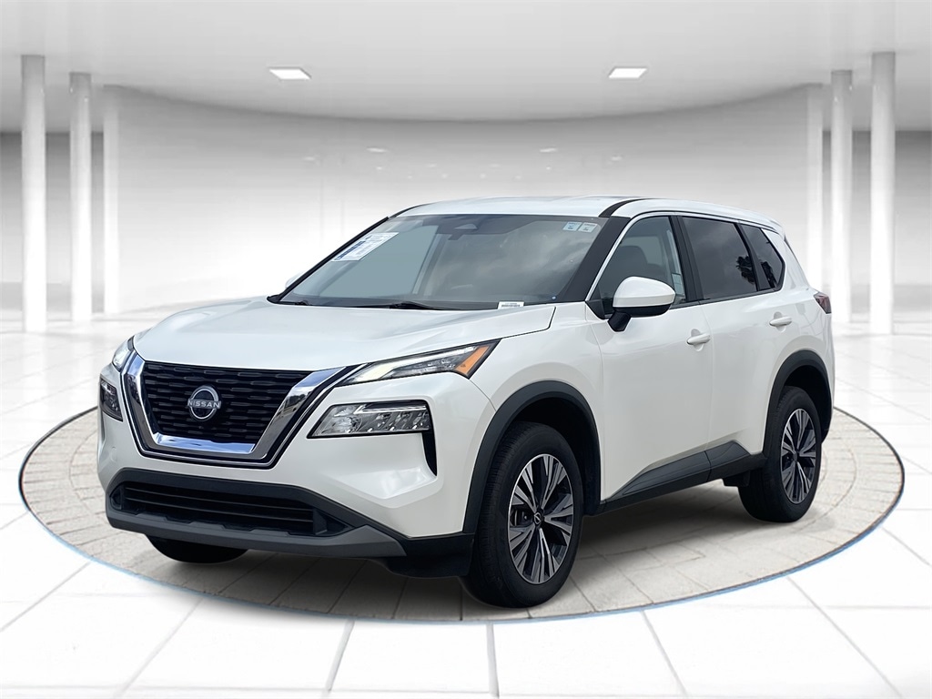 2023 Nissan Rogue SV's photo