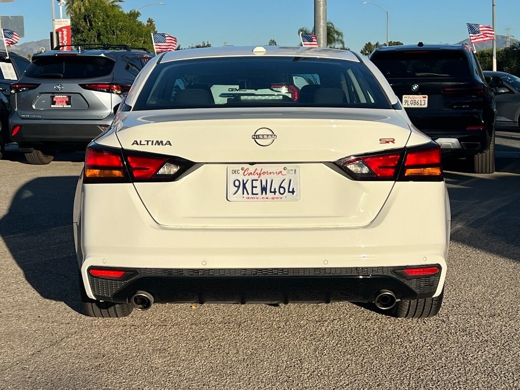 2024 Nissan Altima 2.5 SR photo 4
