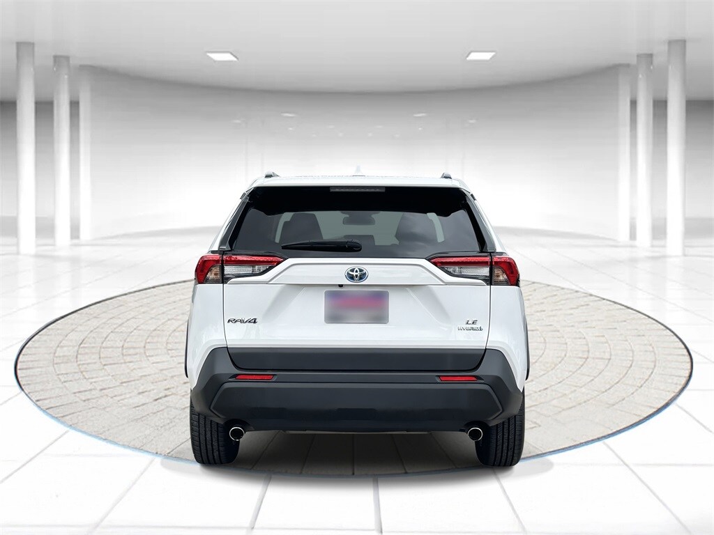 2023 Toyota RAV4 Hybrid LE photo 3