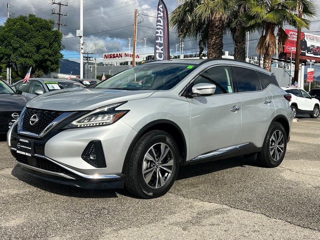 2023 Nissan Murano SV photo 2