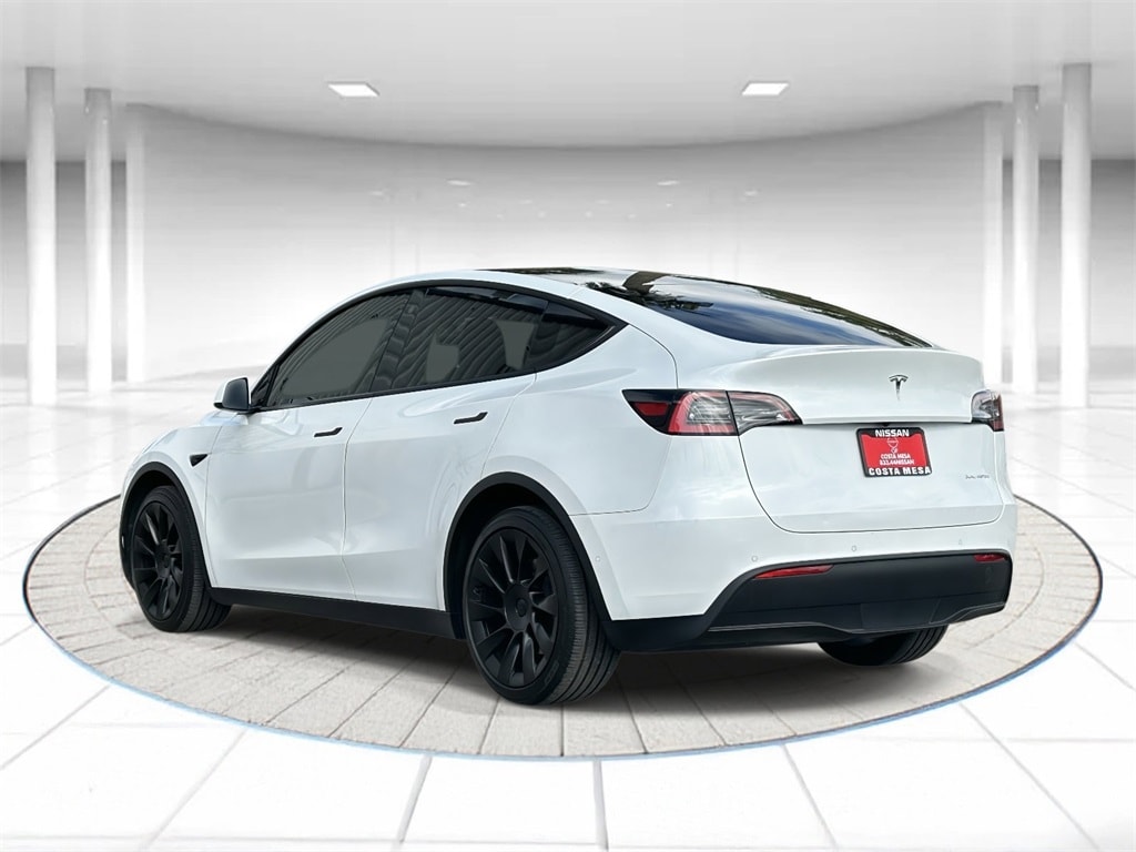 Used 2020 Tesla Model Y Long Range with VIN 5YJYGDEE2LF055601 for sale in Lancaster, CA