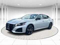 2023 Nissan Altima 2.5 SR Sedan