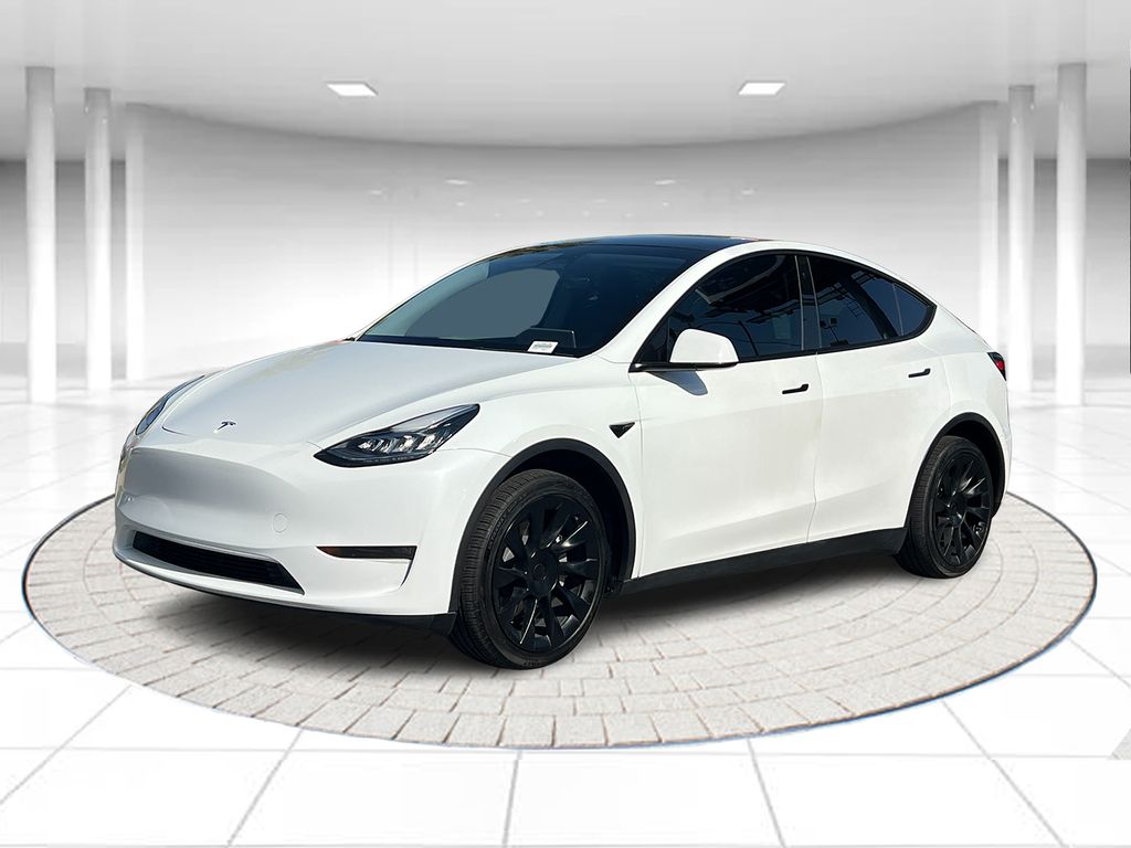 2023 Tesla Model Y Long Range Dual Motor All-Wheel Drive's photo