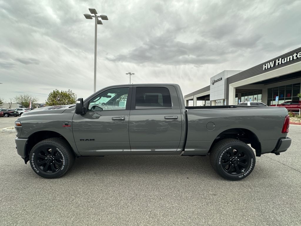 New 2026 Ram 2500 LARAMIE CREW CAB 4X4 6'4 BOX Pickup