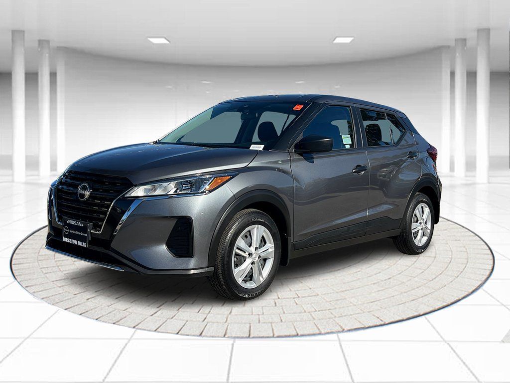 2025 Nissan Kicks Play 1.6 FWD's photo