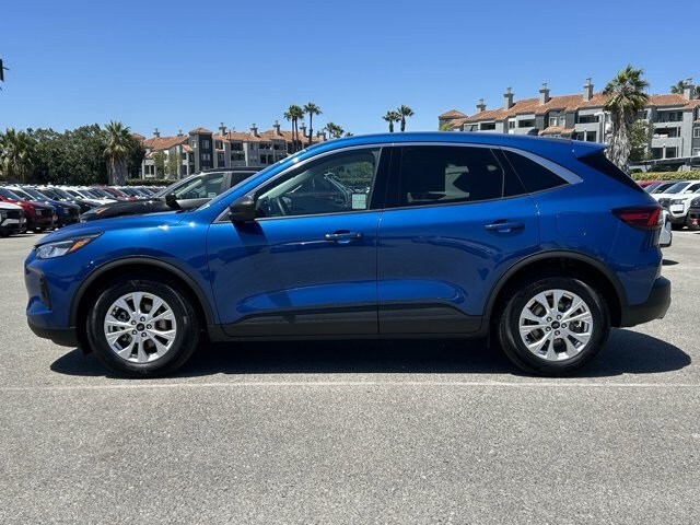2023 Ford Escape Active photo 2