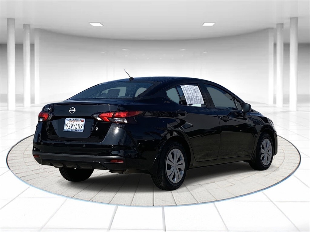 2025 Nissan Versa 1.6 S photo 4