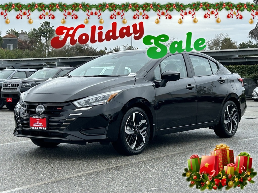 2025 Nissan Versa Sedan SR's photo