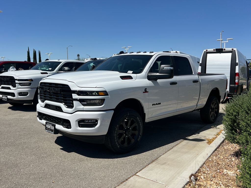 New 2026 Ram 2500 BIG HORN CREW CAB 4X4 6'4 BOX Pickup