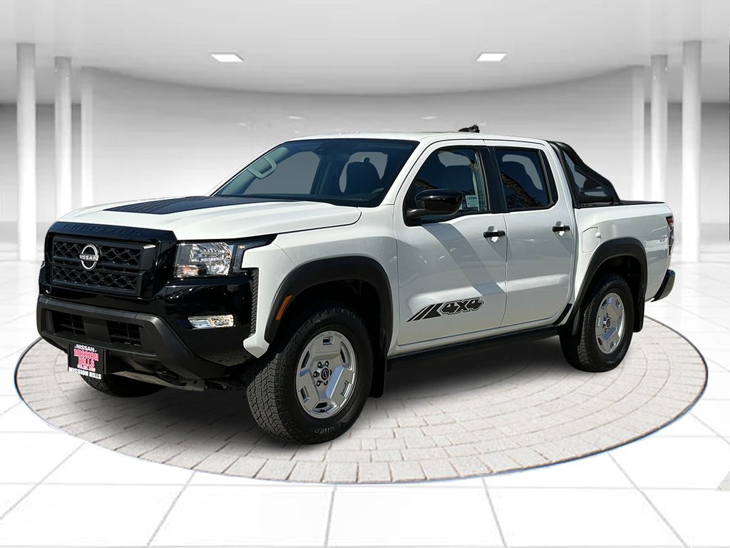 2024 Nissan Frontier SV Crew Cab 4X4 SWB's photo