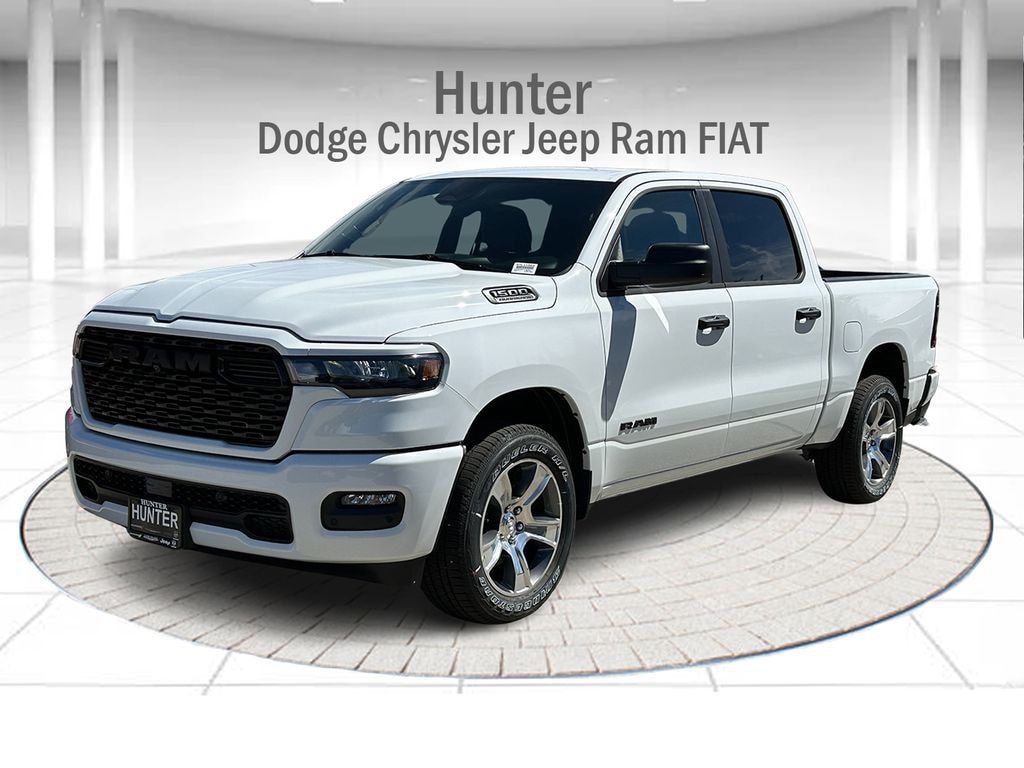 New 2026 Ram 1500 EXPRESS CREW CAB 4X2 5'7 BOX Pickup