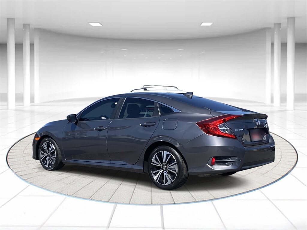 2018 Honda Civic EX-T photo 2