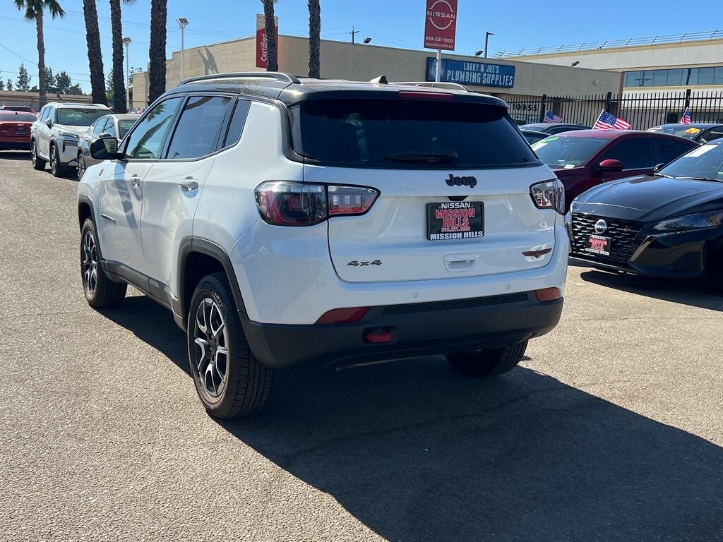 2024 Jeep Compass Trailhawk photo 4