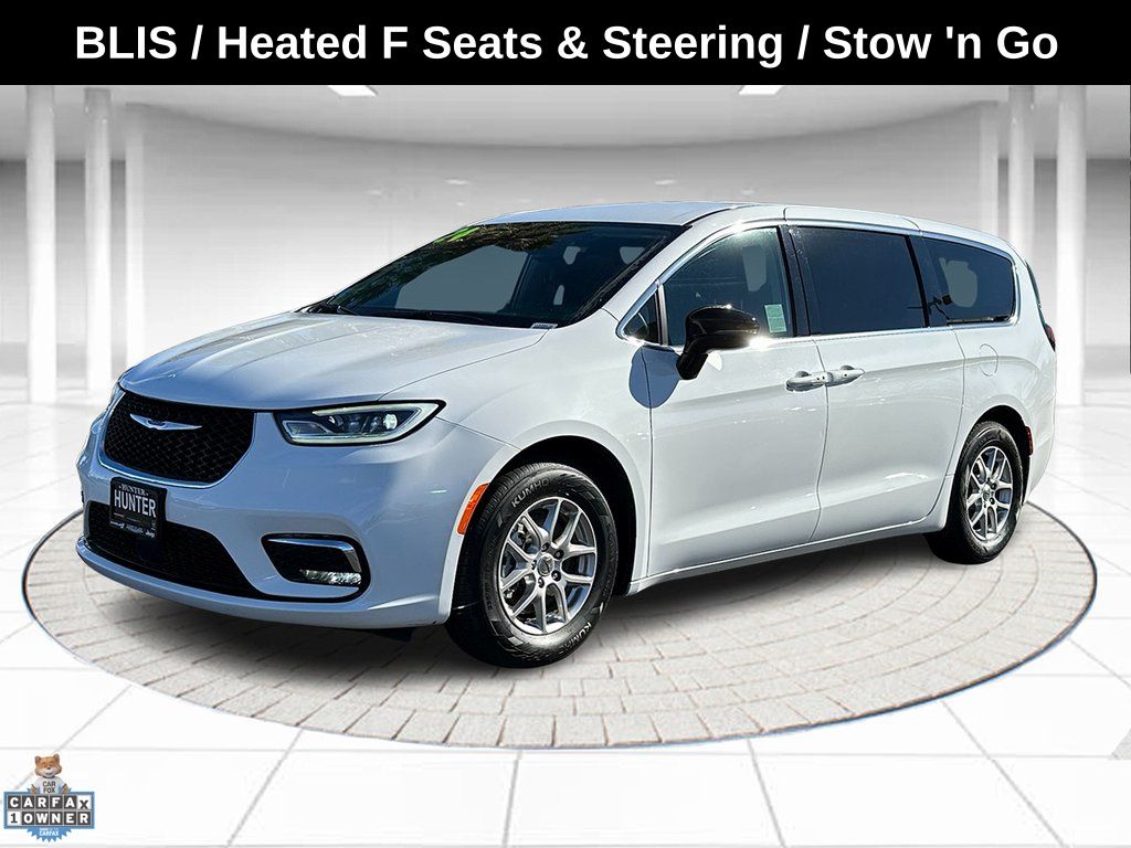 2024 Chrysler Pacifica