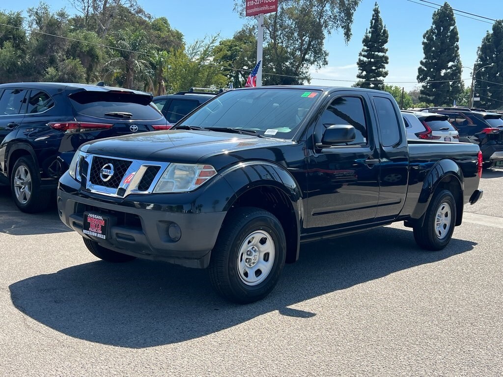 2018 Nissan Frontier S photo 2