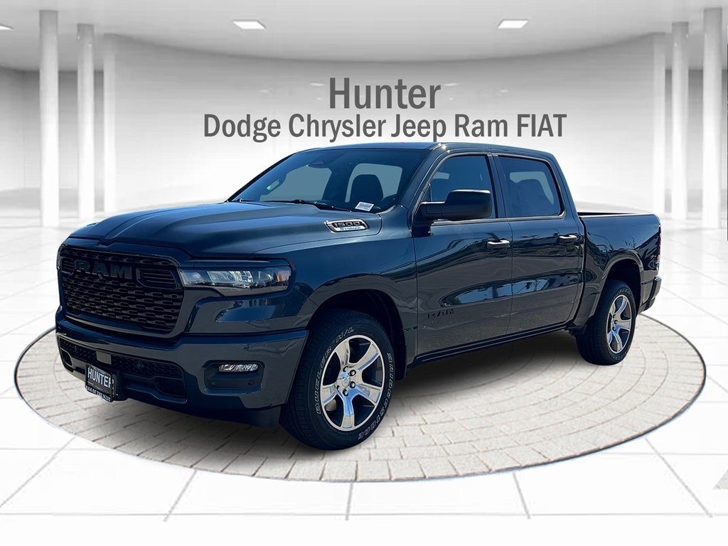 New 2025 Ram 1500 TRADESMAN CREW CAB 4X2 5'7 BOX Pickup