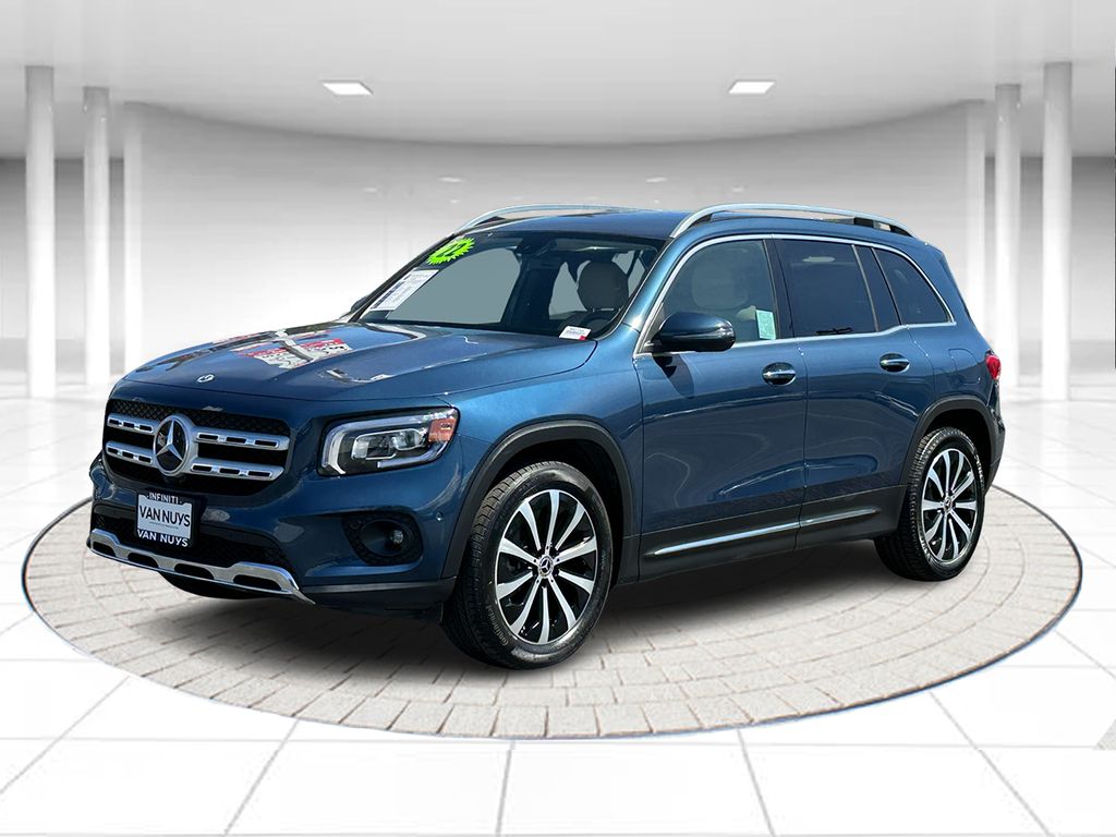 2022 Mercedes-Benz GLB GLB 250's photo