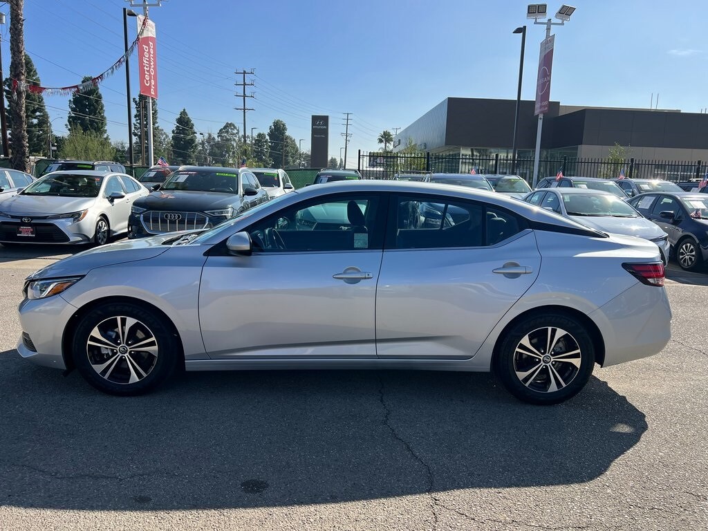 2023 Nissan Sentra SV photo 3