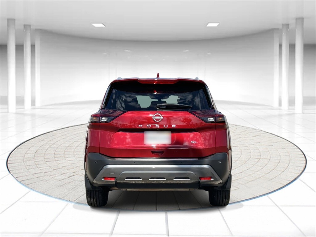 2023 Nissan Rogue SL photo 2