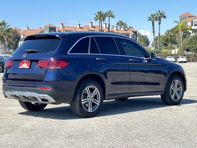 2022 Mercedes Benz GLC 300 photo 3