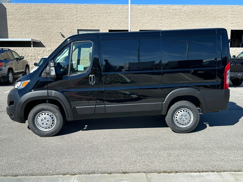 New 2026 Ram ProMaster PROMASTER 1500 TRADESMAN CARGO VAN LOW ROOF 118' W Cargo Van