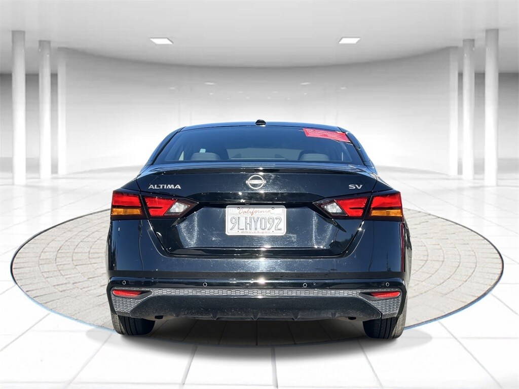 2024 Nissan Altima 2.5 SV photo 3
