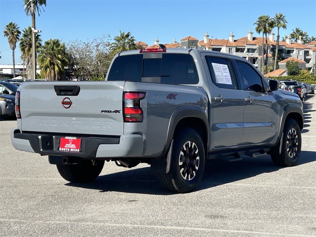 2023 Nissan Frontier PRO-4X photo 4