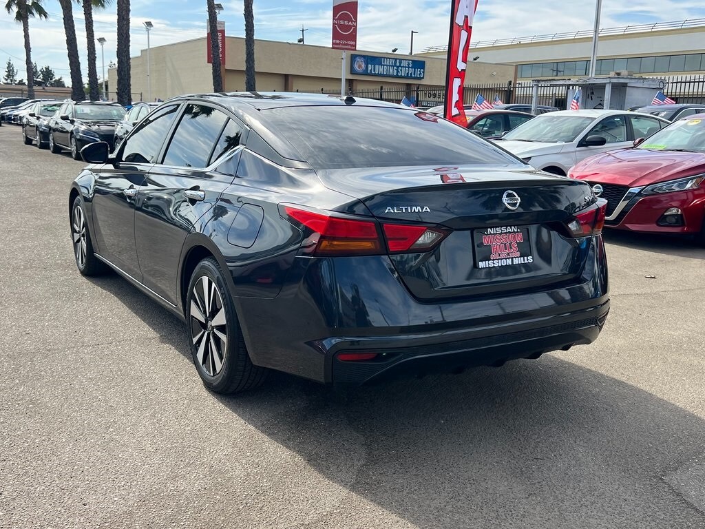 2021 Nissan Altima 2.5 SV photo 4