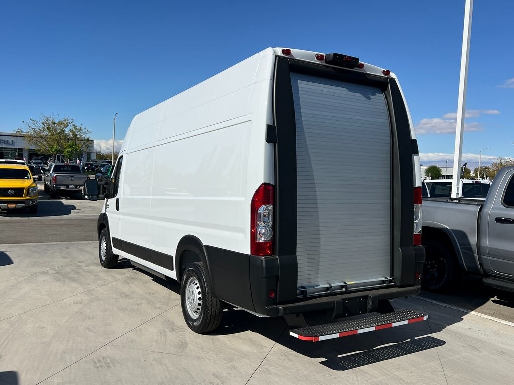 2024 Ram ProMaster 3500 photo 4