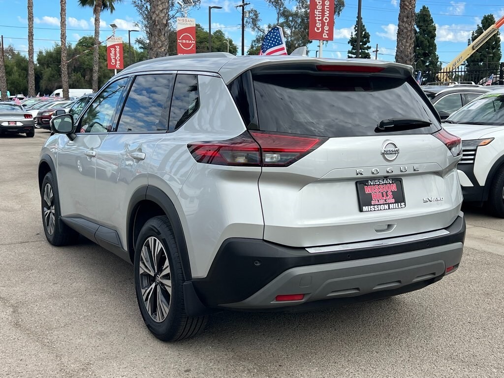 2021 Nissan Rogue SV photo 4