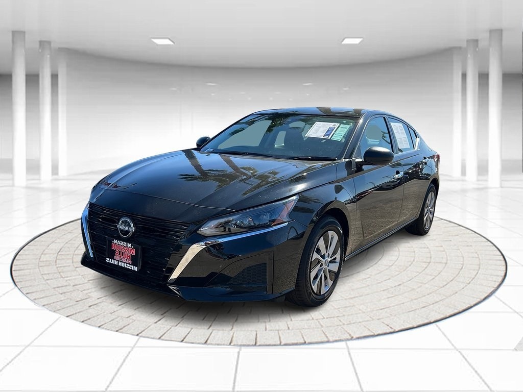 2025 Nissan Altima