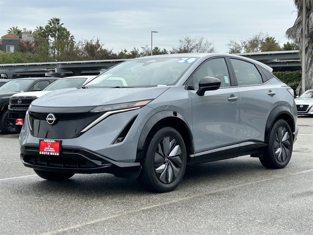 2024 Nissan ARIYA Engage's photo