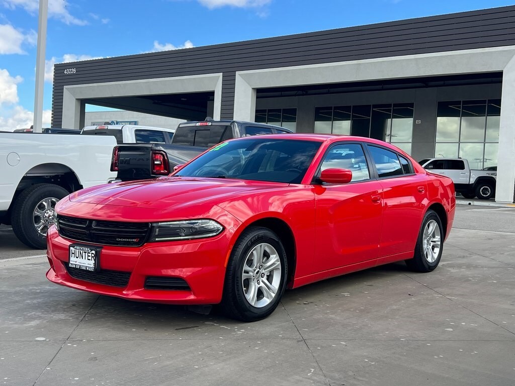 2022 Dodge Charger SXT photo 2